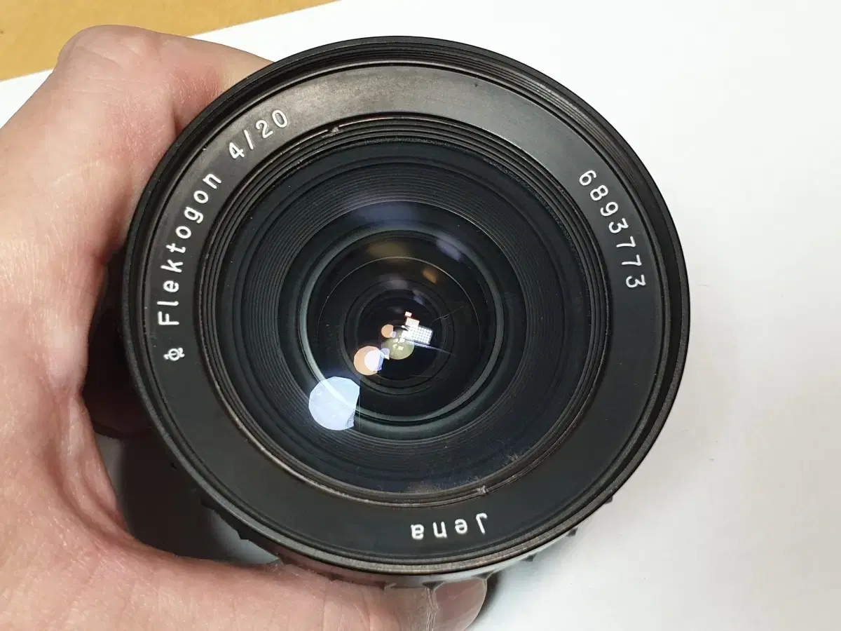 수동렌즈 자이스 플랙토곤 20mm f4 엑작타 마운트